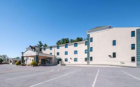 Rodeway Inn & Suites